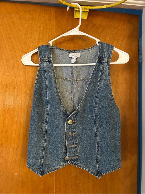 Forever 21 Tops - Forever 21 Stonewash Blue Denim Vest